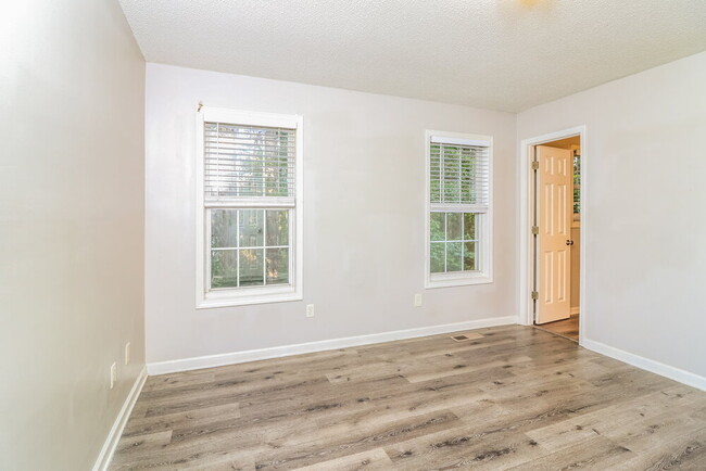 Building Photo - 311 Madeline Way