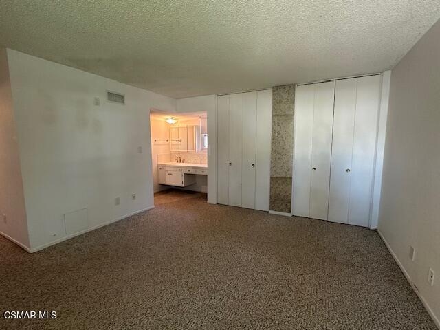 Building Photo - 2324 Markham Ave