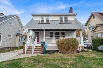 Building Photo - 18901 Renwood Ave