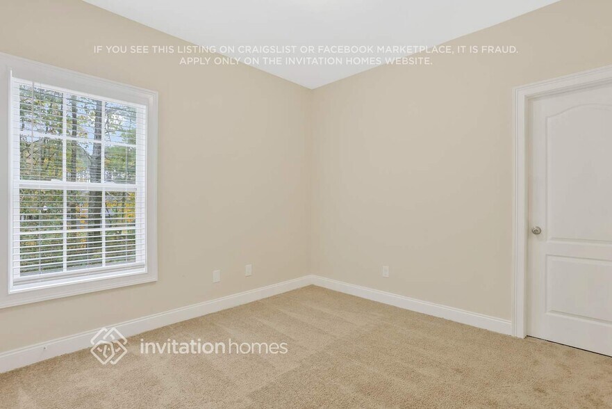 Building Photo - 155 Fullerton Ridge Dr