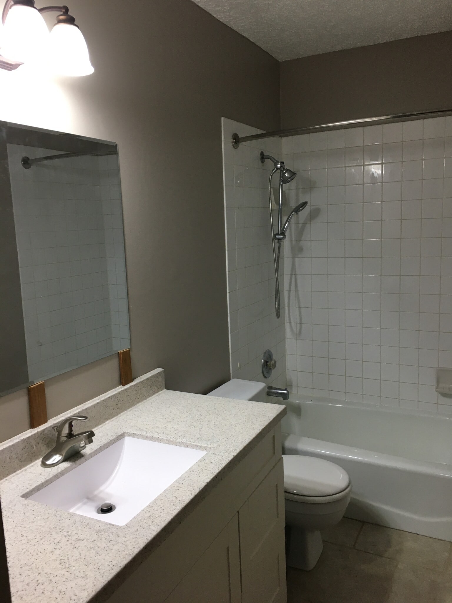 Building Photo - 4337 Edison Cir