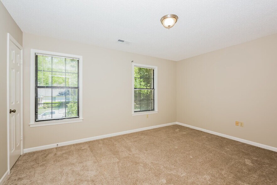 Building Photo - 8169 Cairn Dr