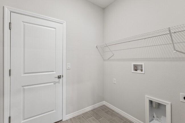 Building Photo - 393 Marion Oaks Golf Rd