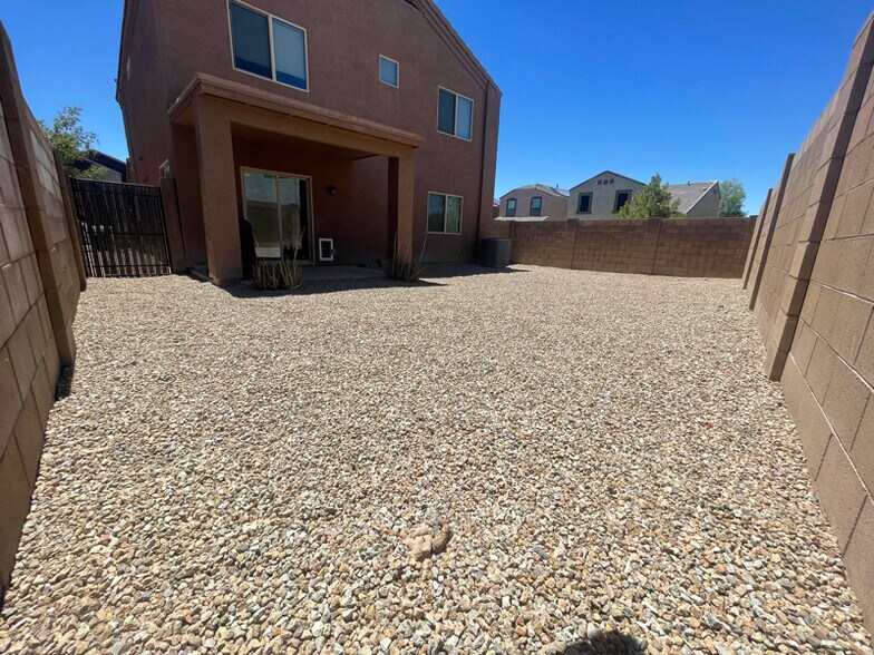 Building Photo - 6032 E Desert Spoon Ln