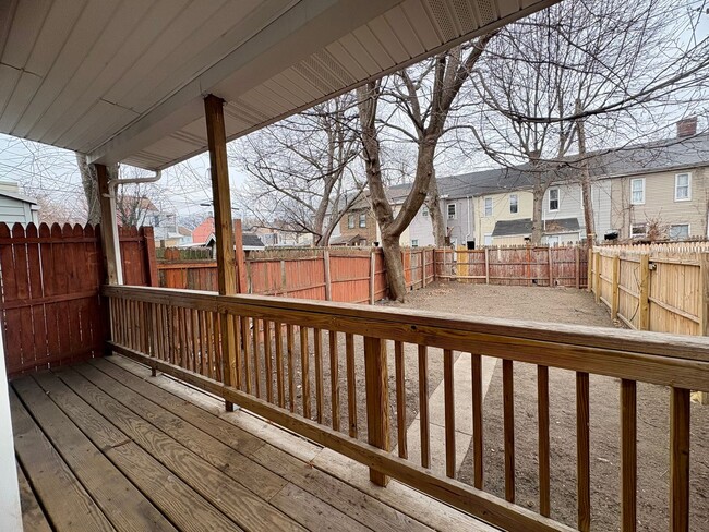 Building Photo - 3 Bedroom 2 Bathroom in York!