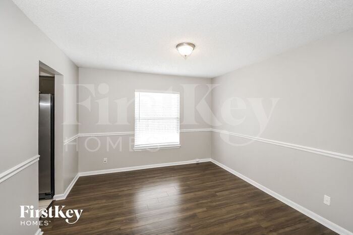 Building Photo - 12732 Clear Springs Dr
