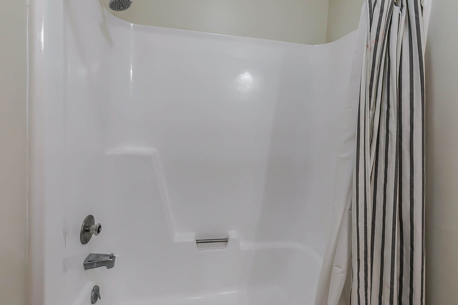 Building Photo - 1301 Neelys Bend Rd