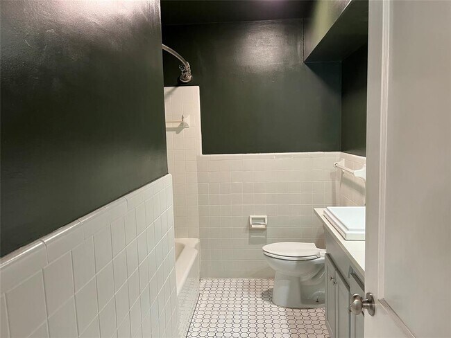 Building Photo - 8303 Burrell Dr