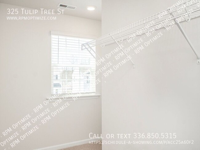 Building Photo - 325 Tulip tree St