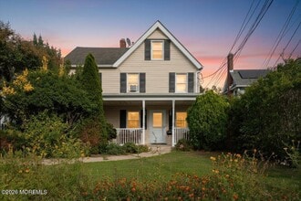 Building Photo - 301 Norwood Ave