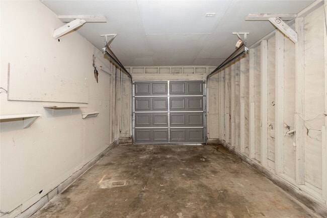 Building Photo - 4710 El Paso Ave