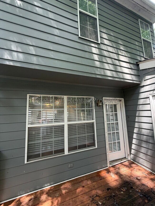 Building Photo - 5116 Laurel Bridge Ct SE