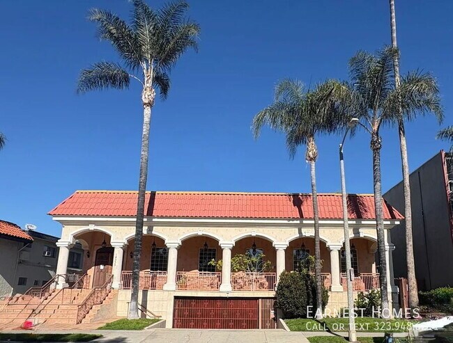 Primary Photo - 14335 Huston St