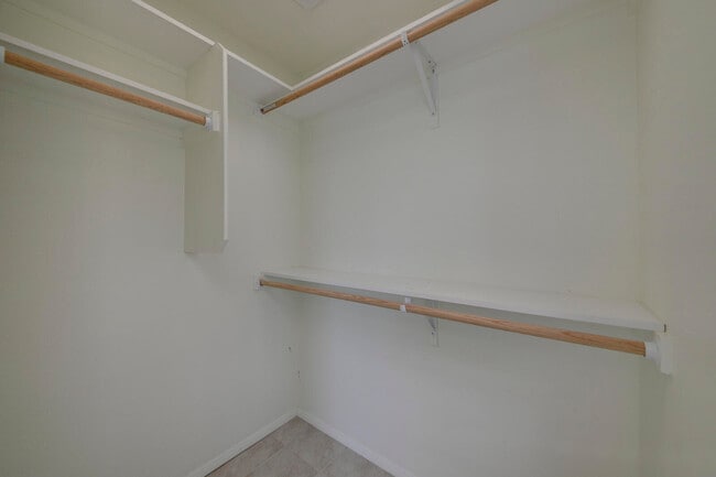 Building Photo - 814 Palmas Altas Dr SE