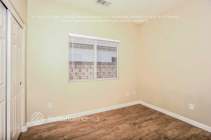 Building Photo - 4144 W Ave J 6