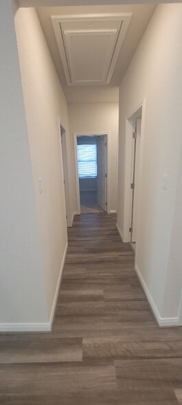 Building Photo - 1231 Meyers Mdw