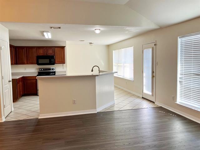 Building Photo - 5512 Gessner Ct