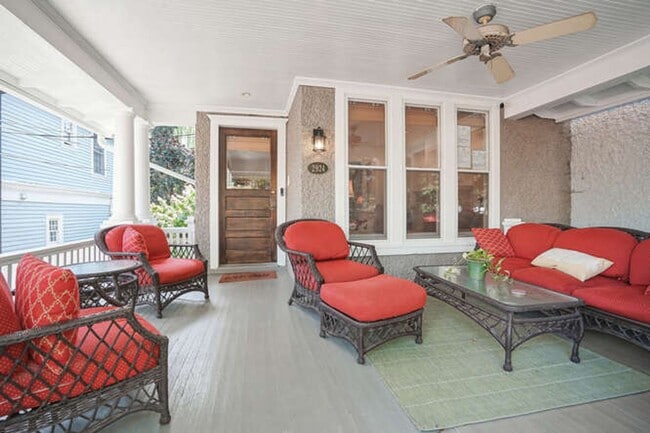 Building Photo - Cleveland Park 5 Bedroom, 3.5 Bath