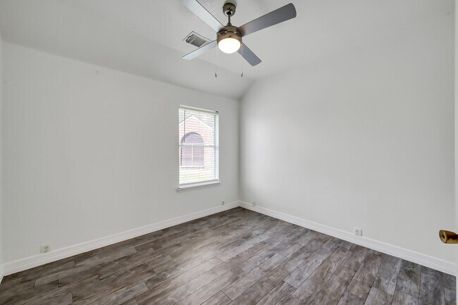 Building Photo - 2007 Louetta Brook Ct