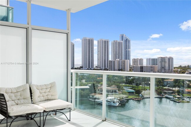 Building Photo - 400 Sunny Isles Blvd