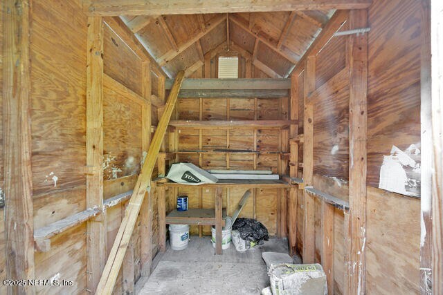 Building Photo - 6110 Lynnwood Ave