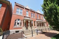 Building Photo - 2325 1/2 B Hickory St.