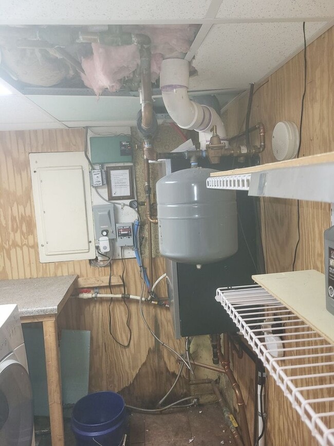 Building Photo - 5 Dupaw Gould Rd