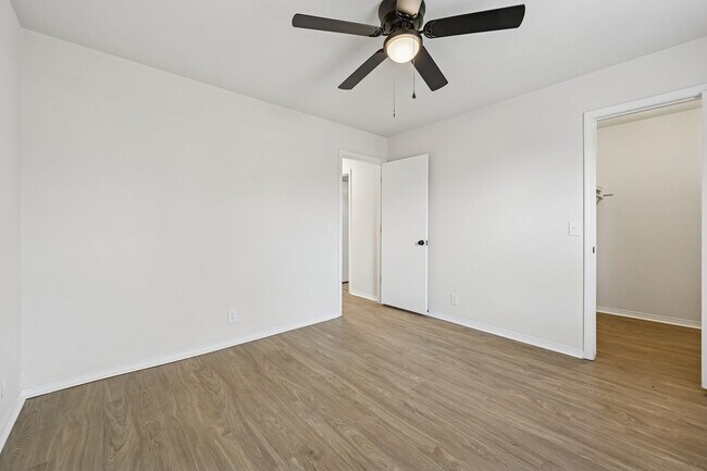 Building Photo - Newly Renovated Broken Arrow Beaut! Available for Immediate Move In!