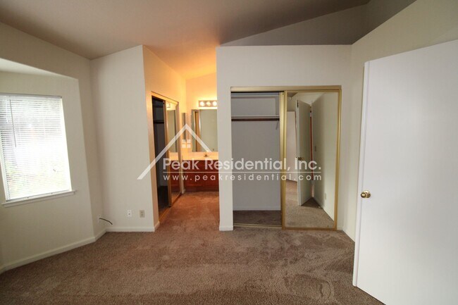 Building Photo - Nice 3bd/2ba House with 2 Car Garage near Bell & Rio Linda Blvd