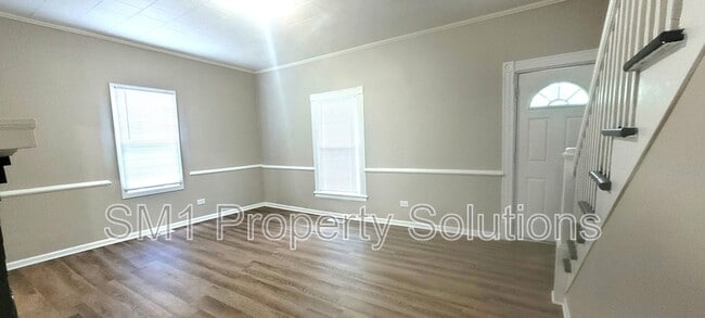 Building Photo - 1306 Pearson St