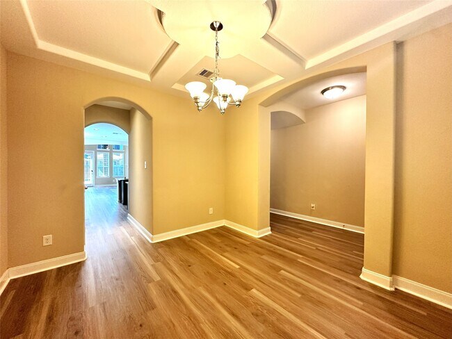 Building Photo - 22523 Birch Ridge Meadow Dr