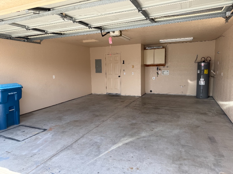 Building Photo - 3515 El Toro Dr