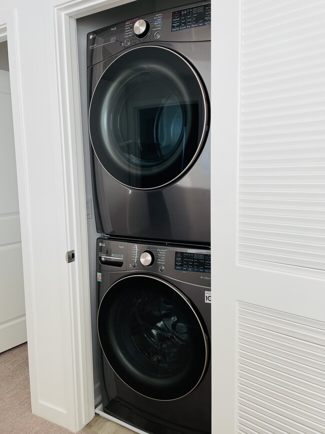 Building Photo - 9636 New Morning Pl