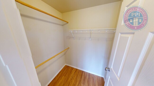 Building Photo - Beaverton - Two En-Suites! LVT Plank Flooring, No Carpet