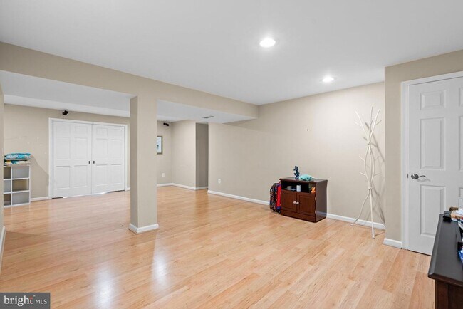Building Photo - 4556 Minuteman Dr