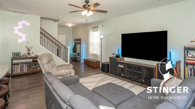 Building Photo - 6 Kiawah Dr