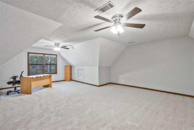 Building Photo - 5741 Wolf Laurel Dr SW