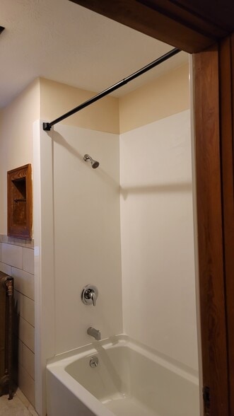 Bathroom/ shower & tub - 1205 Cornell Dr