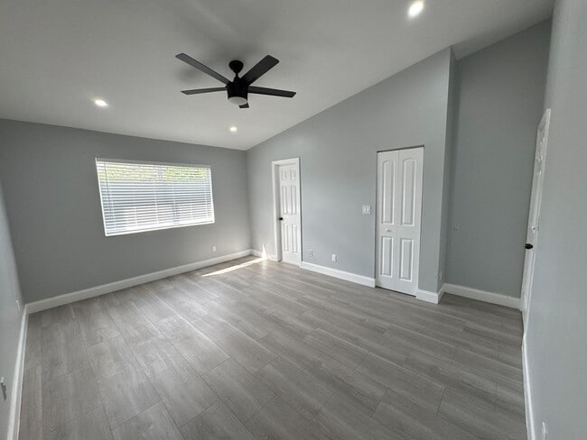 Building Photo - 5516 NW 22nd St