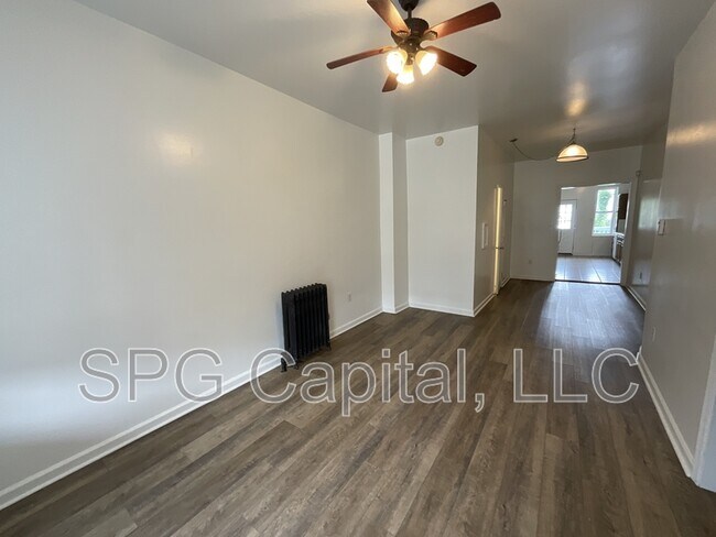 Building Photo - 281 W Jackson St