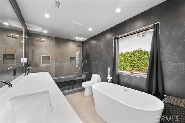 Building Photo - 26111 Hatmor Dr