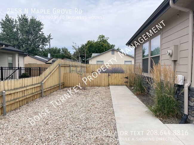 Building Photo - 2458 N Maple Grove Rd