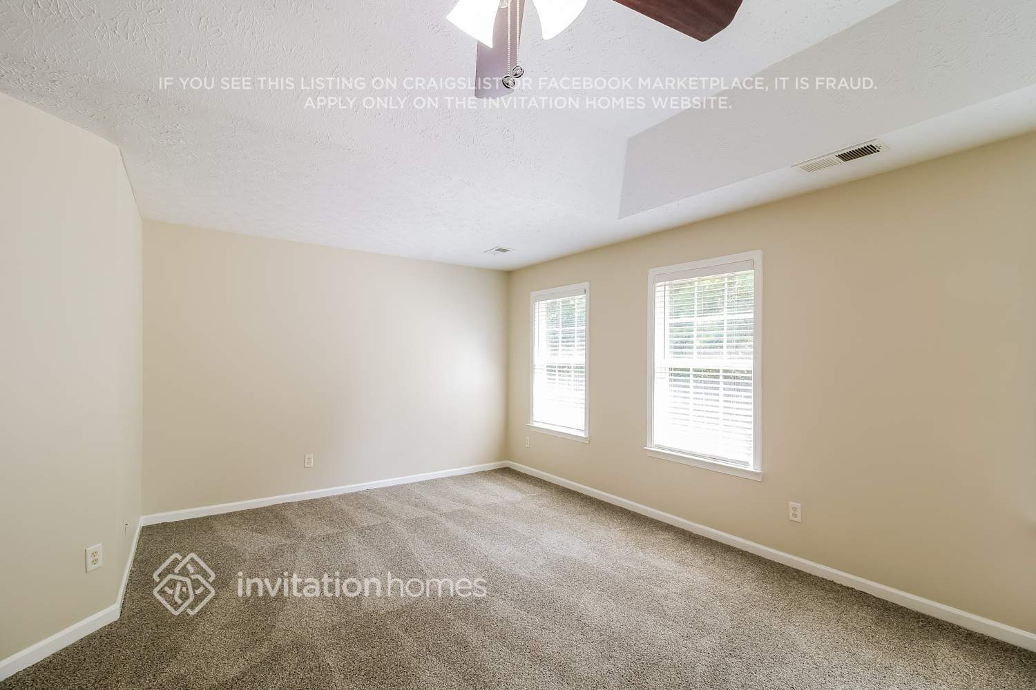 Building Photo - 1128 Aqua Shore Dr