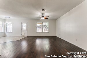 Building Photo - 220 Hereford St