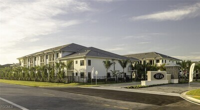Building Photo - 7301 Lake Bank Lp