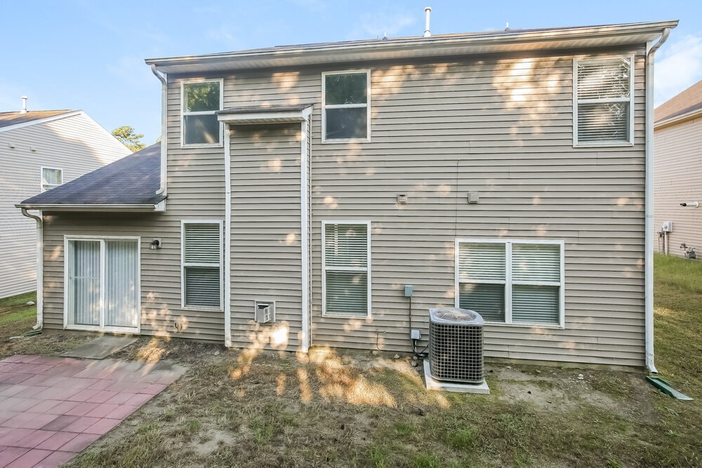 Building Photo - 15132 Oldcorn Ln
