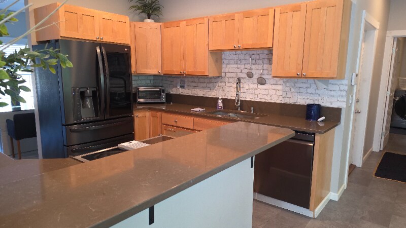 Building Photo - 13518 SW Hillshire Dr