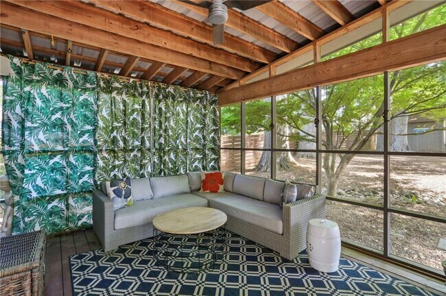 Building Photo - 213 Murray Hill Ave NE