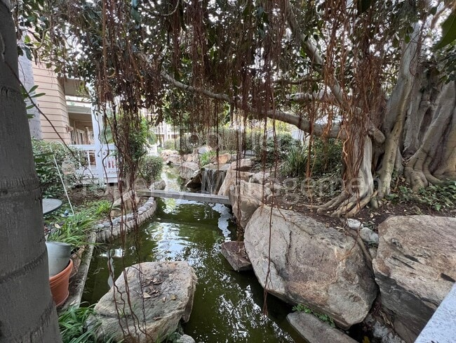 Building Photo - Beautiful 2 bed / 2 bath / 1286 sqft Condo...