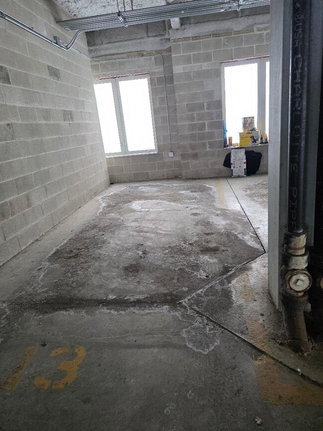 Building Photo - 3522 S State St